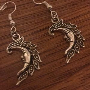 🌙 Moon 🌙 Earrings